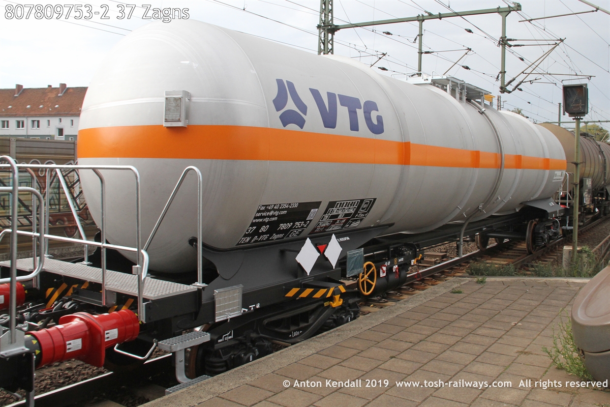807809753-2_37 Zagns.JPG